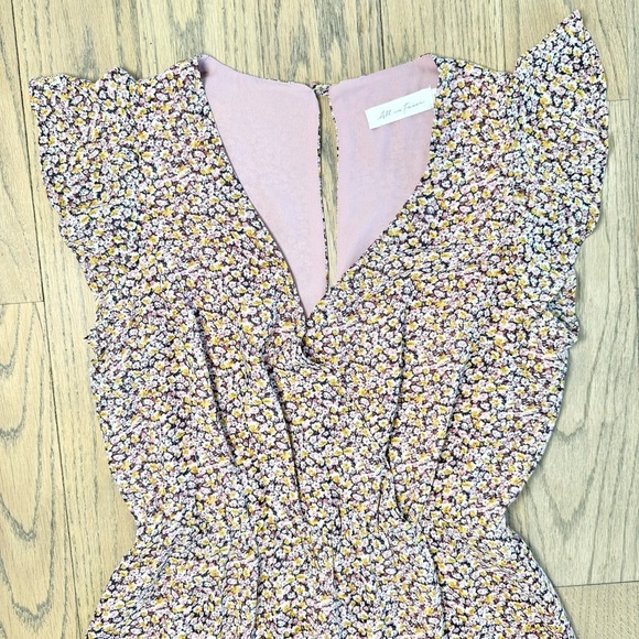 All In Favor Women’s Floral Flutter Sleeve Hi Low Ruffle Hem Lined Dress Size S - Picture 2 of 12